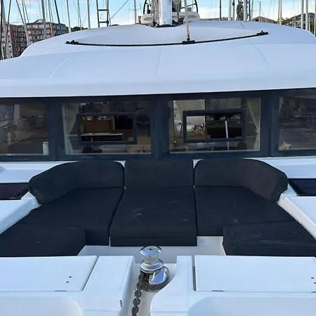 Botel Catamaran Last Call San Miguel de Abona